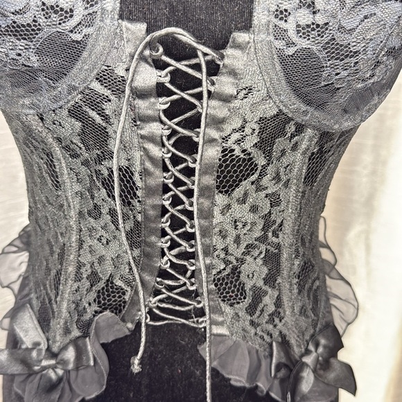 Vtg Victoria’s Secret Gold Label Corset Lacy Coquette Ruffle Garter Women’s 32B - Picture 6 of 7